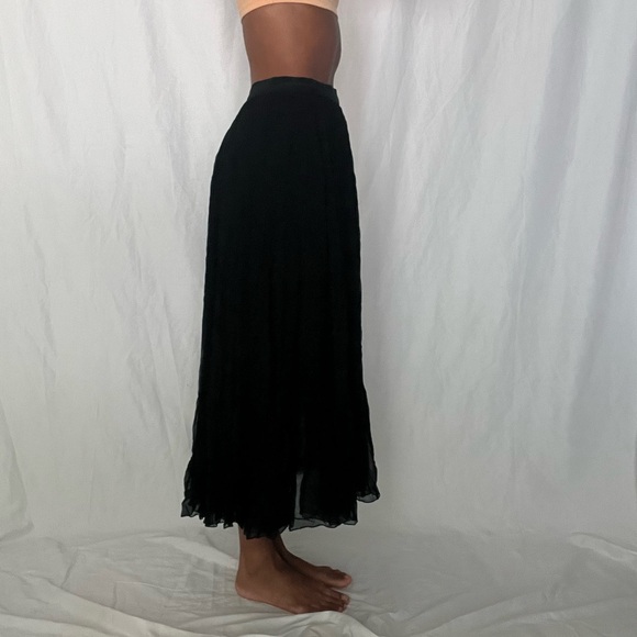 Handmade flirty silk chiffon skirt - Picture 4 of 5